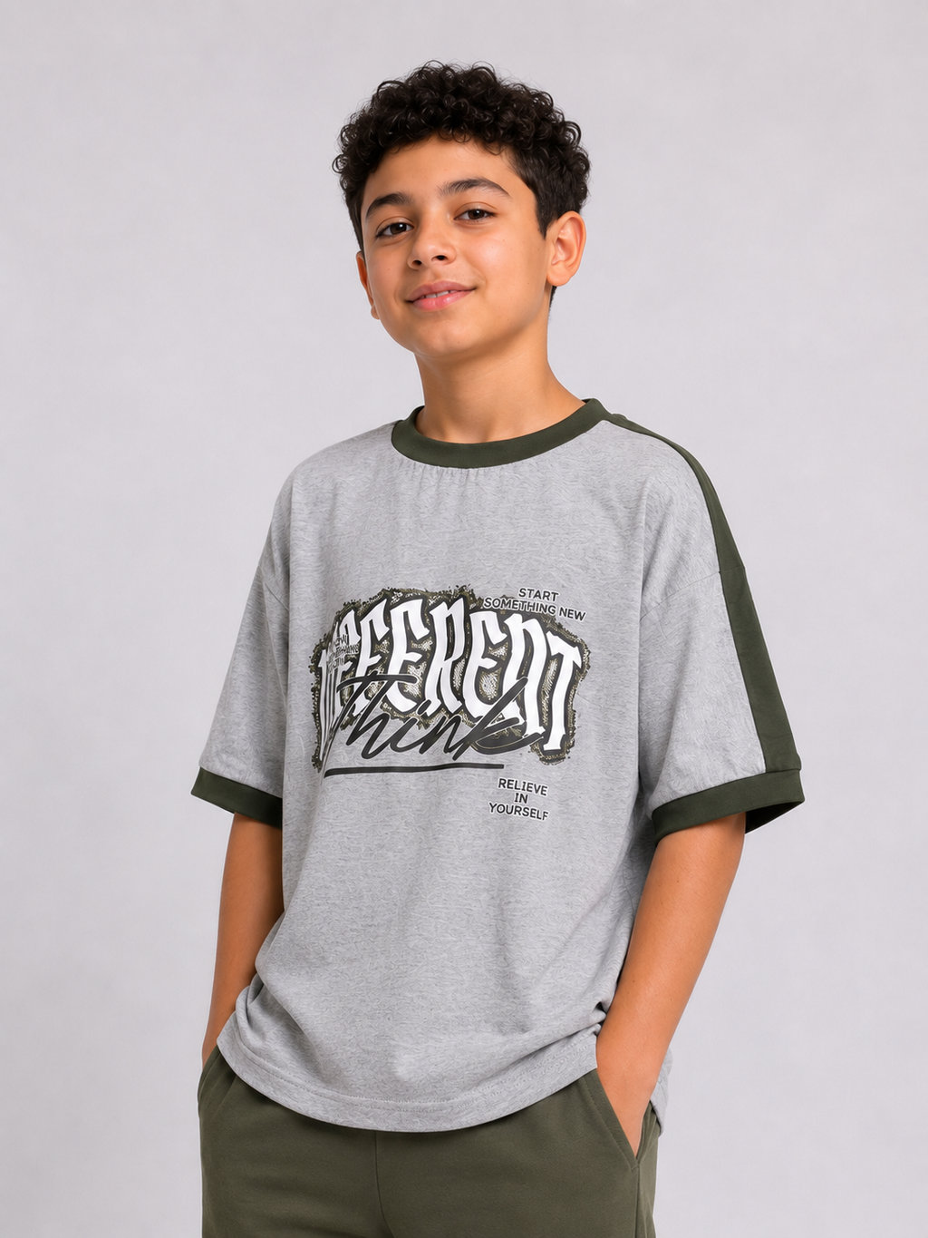 Boxy different mind teshirt
