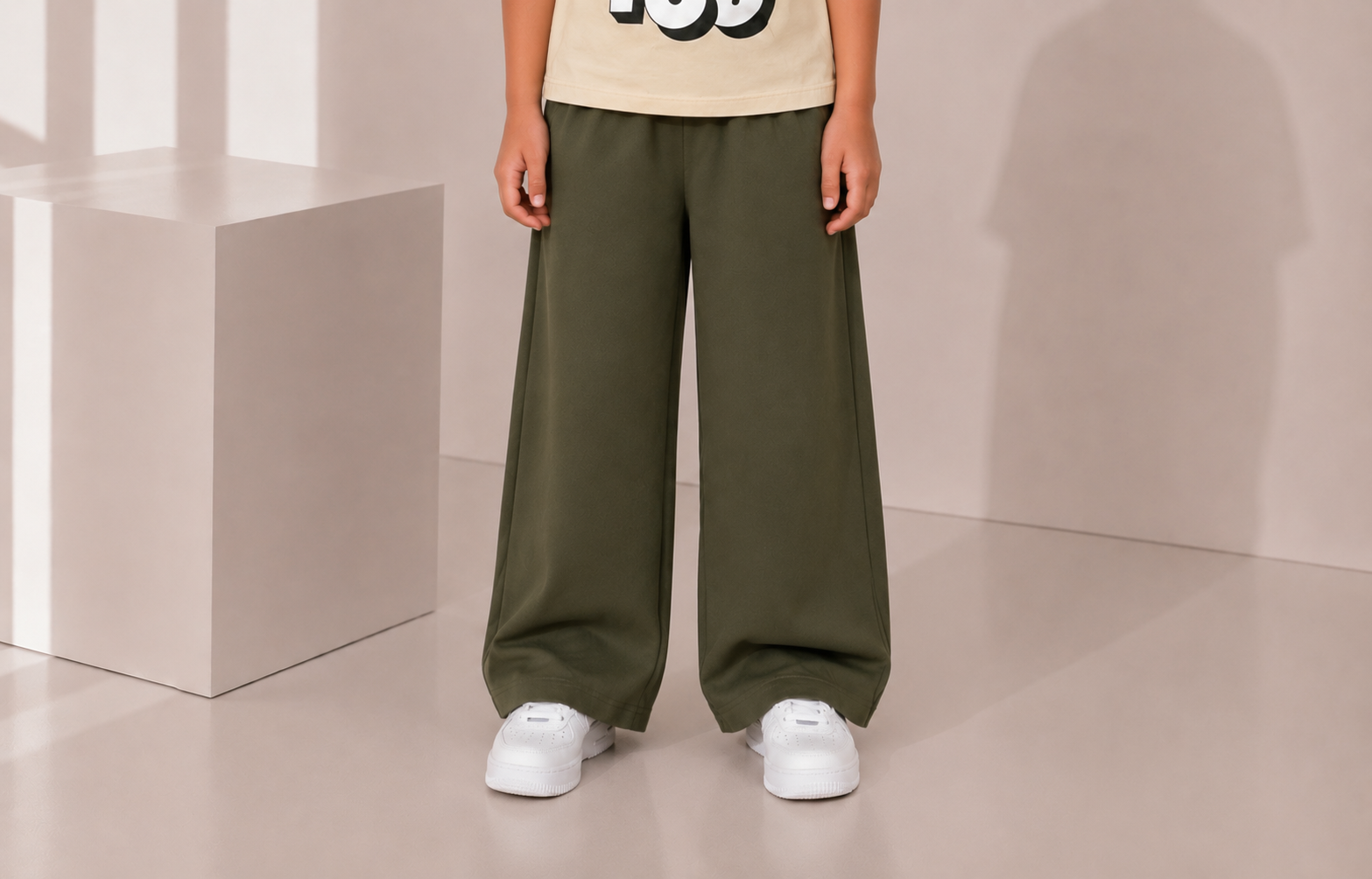 Flared wide leg pant