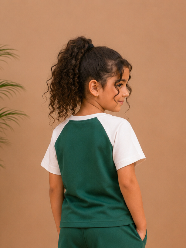 ‏forest vibes raglan teshirt