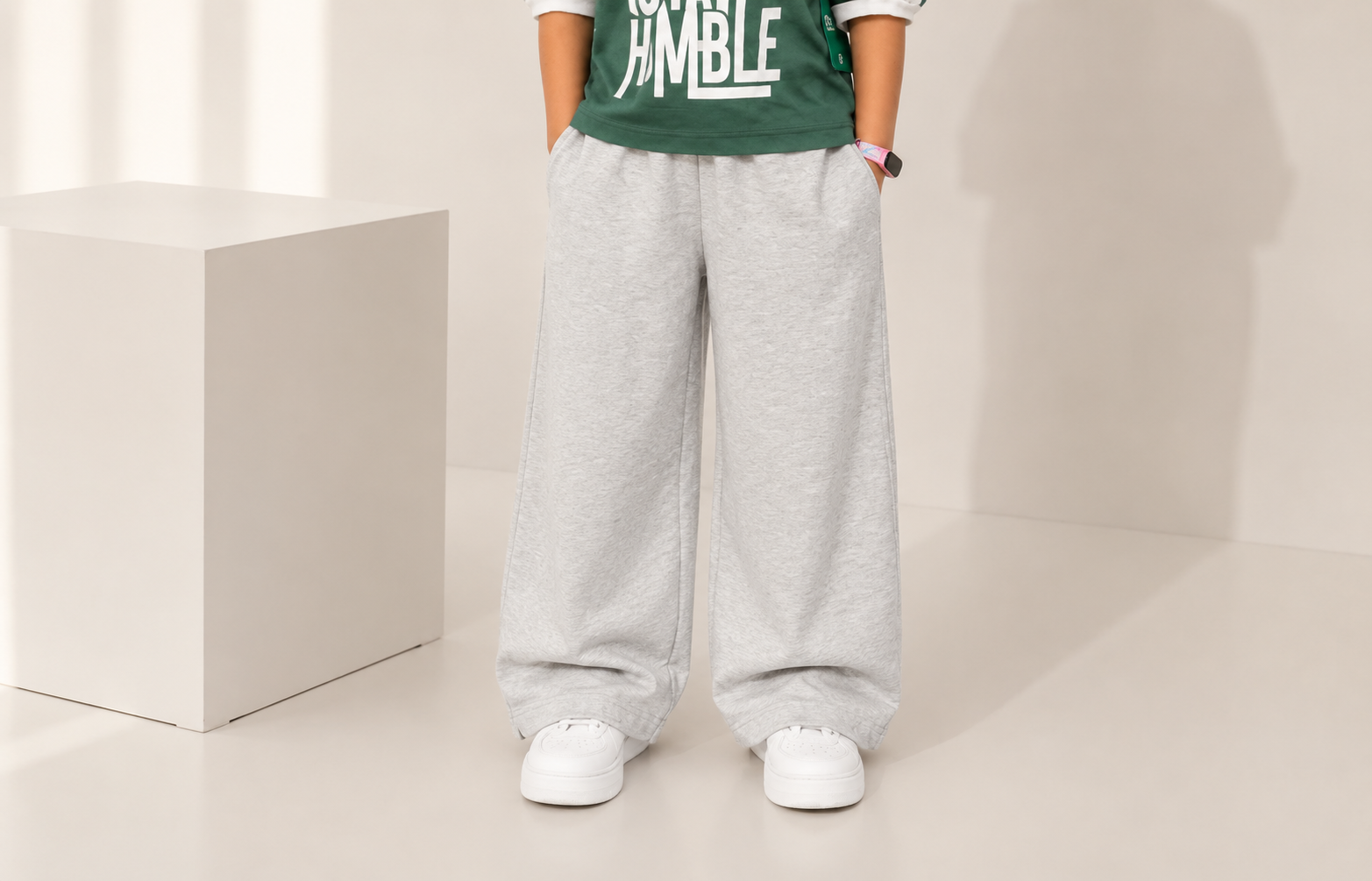 Flared wide leg pant