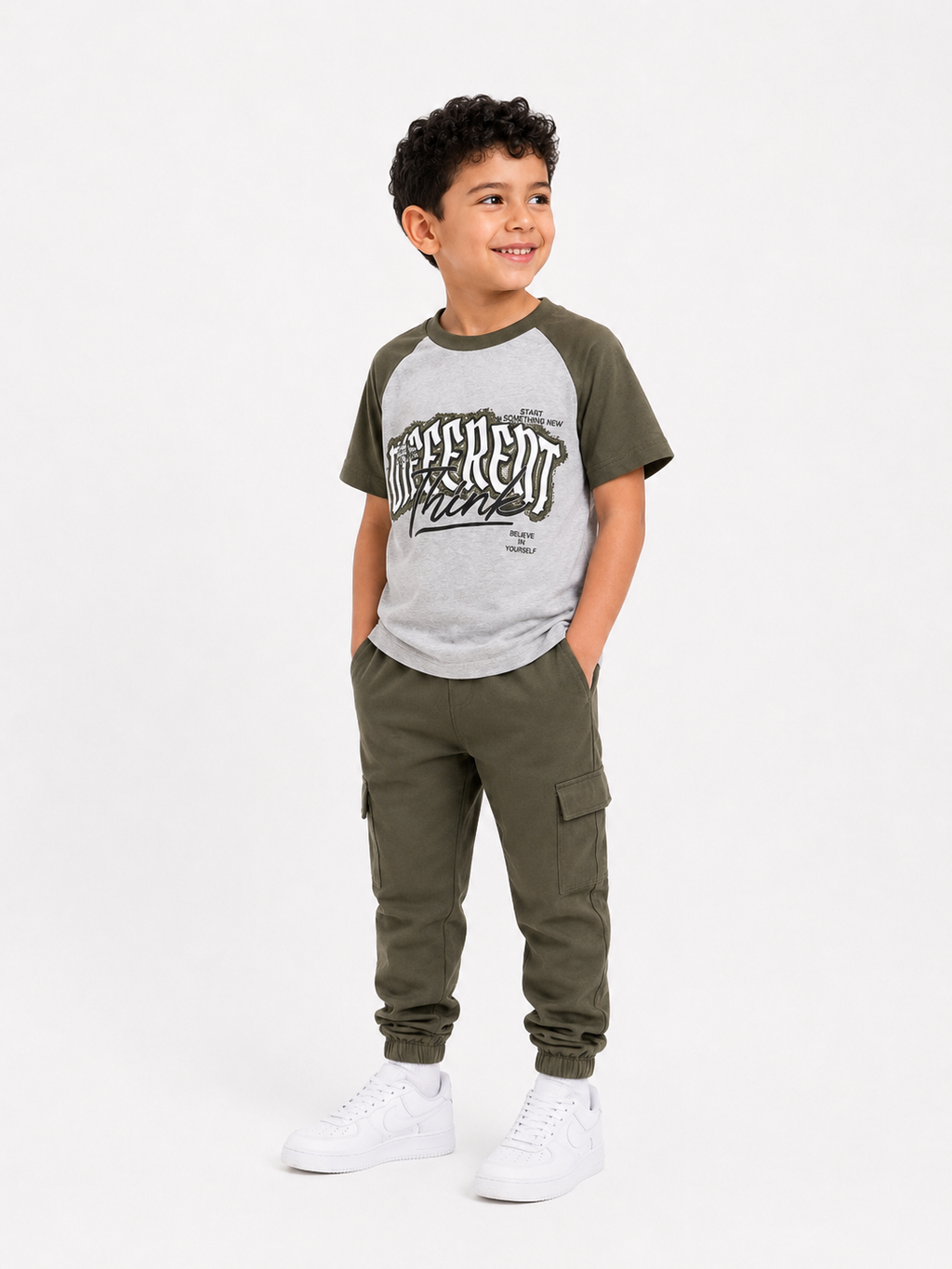 Different mind raglan teshirt